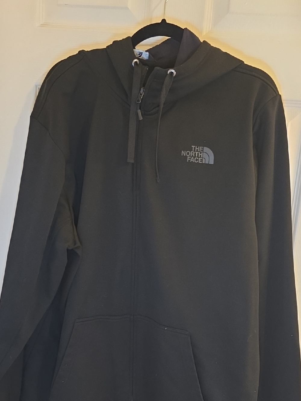 The North Face Men’s Black Full-Zip Hooded Sweatshirt